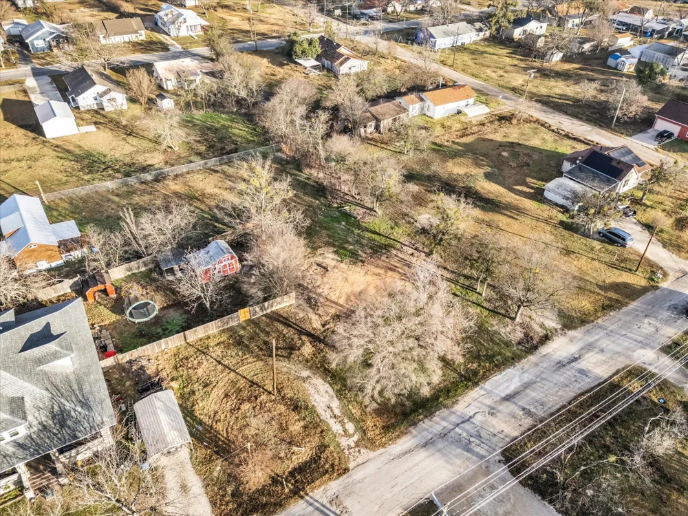 605 E Adams Street Itasca, TX 76055