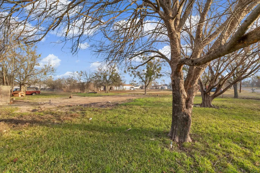 605 E Adams Street Itasca, TX 76055