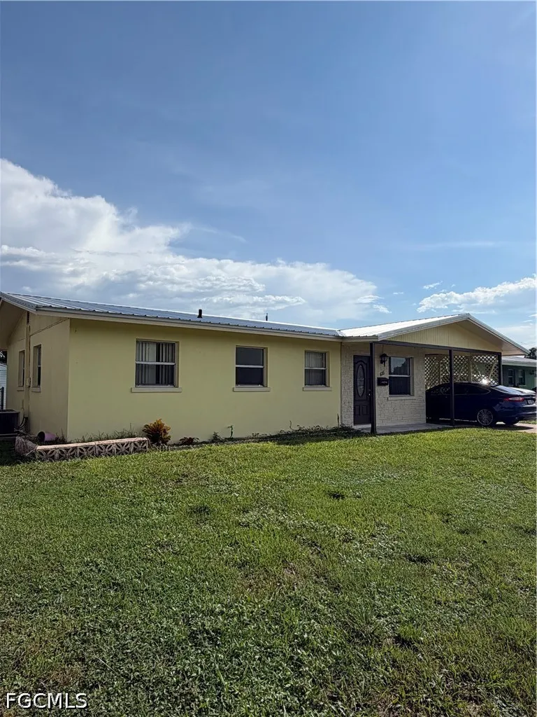 W Alverdez Avenue Clewiston, FL 33440