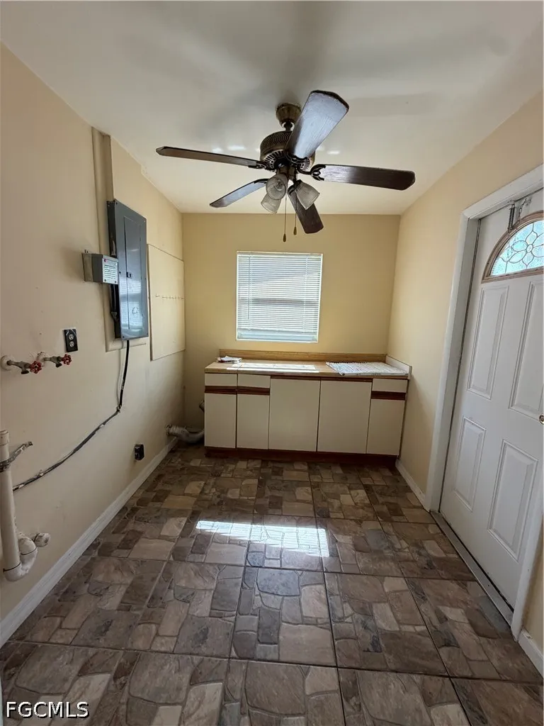 W Alverdez Avenue Clewiston, FL 33440