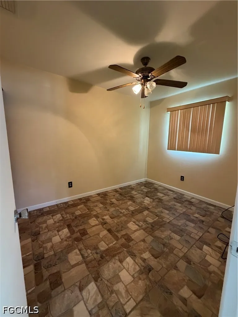 W Alverdez Avenue Clewiston, FL 33440