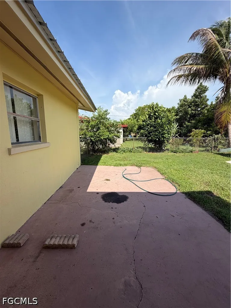 W Alverdez Avenue Clewiston, FL 33440