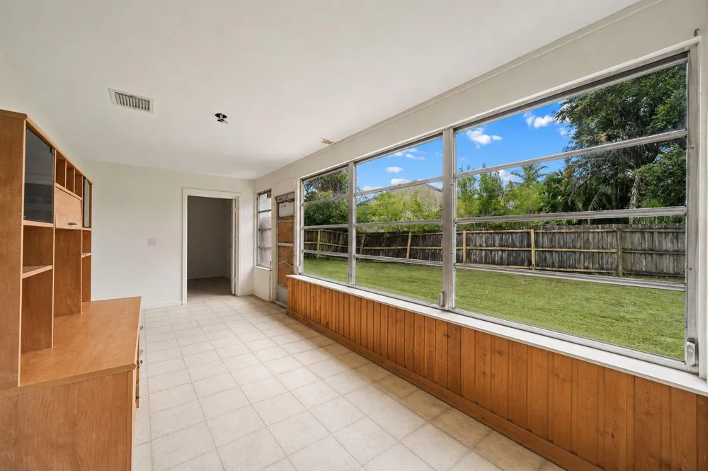 119 Lakeside Circle Jupiter, FL 33458