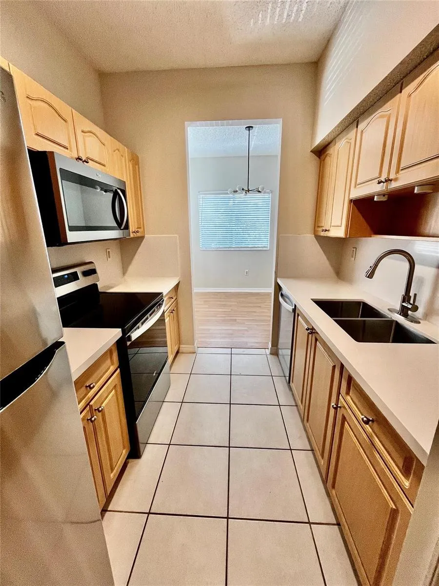 7085 NOVA DRIVE #311 Davie, FL 33317