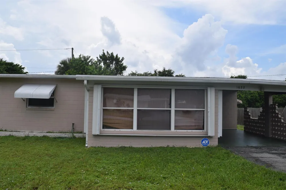 1622 NE Maureen Court Jensen Beach, FL 34957