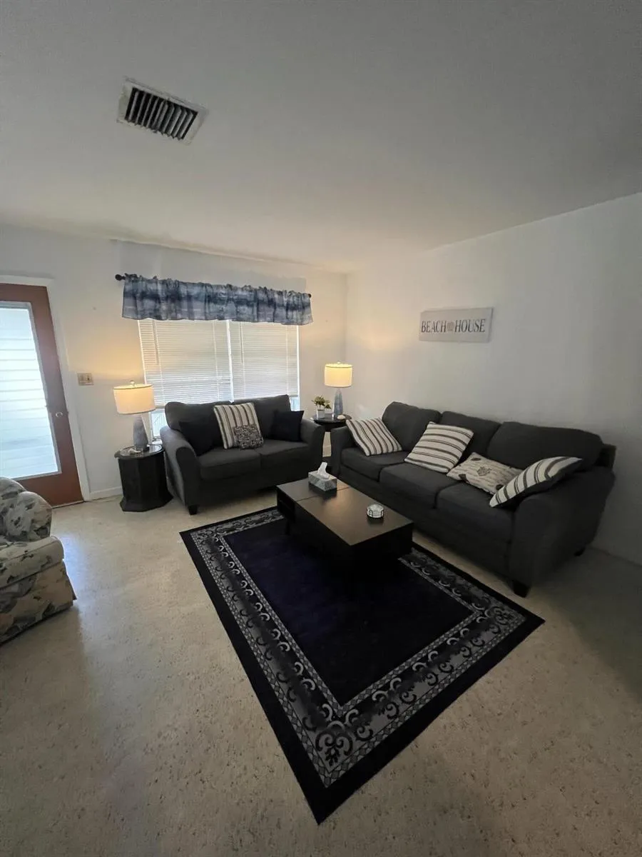 1622 NE Maureen Court Jensen Beach, FL 34957