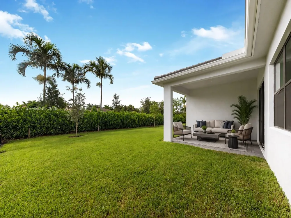 2671 NW 87th Ter Cooper City, FL 33024
