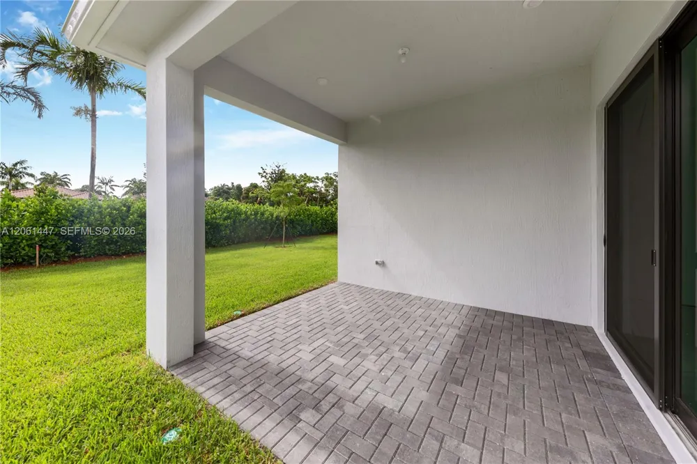 2671 NW 87th Ter Cooper City, FL 33024