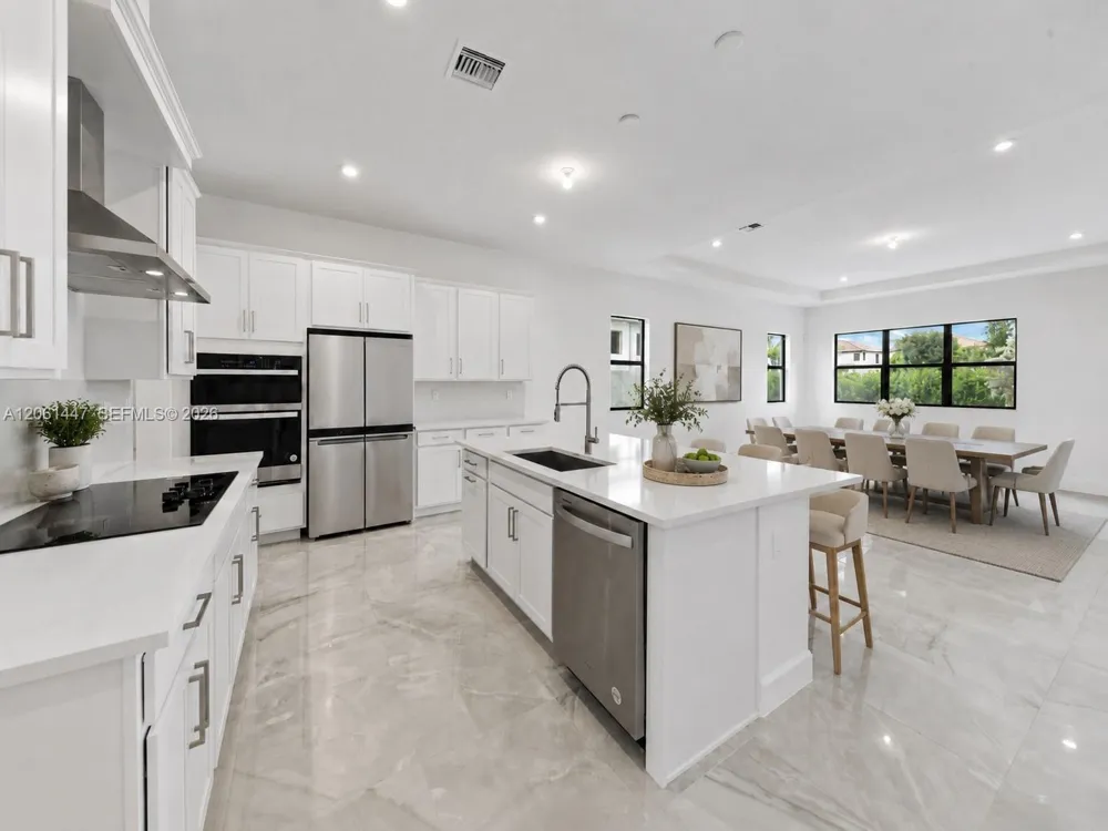 2671 NW 87th Ter Cooper City, FL 33024