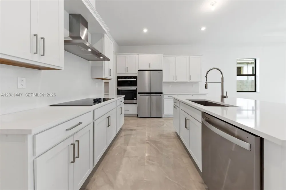2671 NW 87th Ter Cooper City, FL 33024