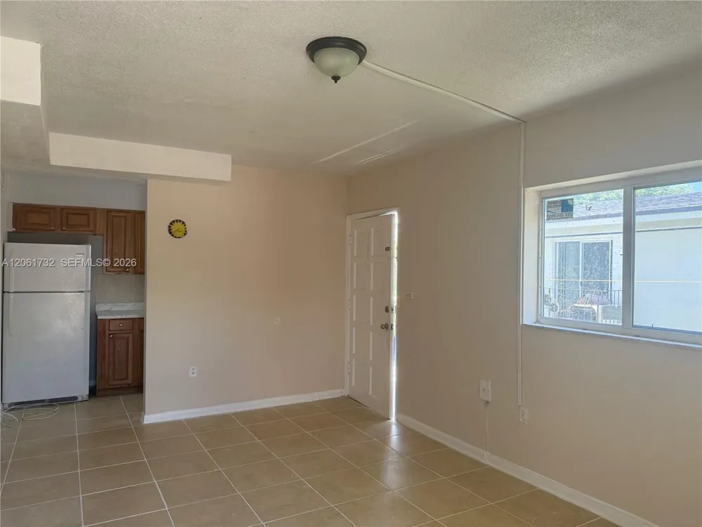621 SW 15th Ave #1 Miami, FL 33135