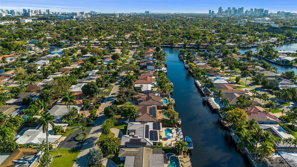 2207 NE 16th Ave Wilton Manors, FL 33305