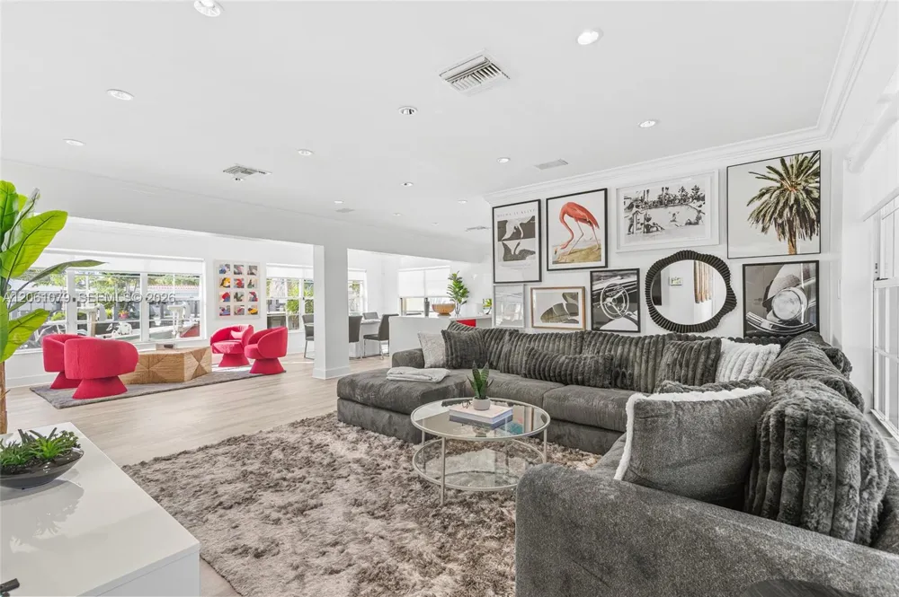 2207 NE 16th Ave Wilton Manors, FL 33305