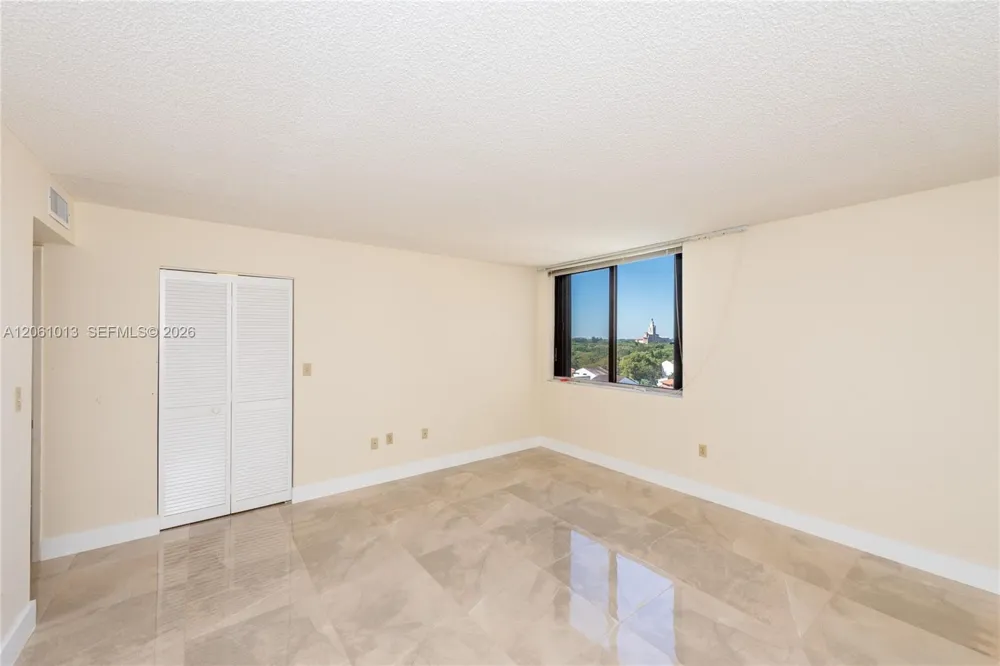 600 Biltmore Way #1014 Coral Gables, FL 33134
