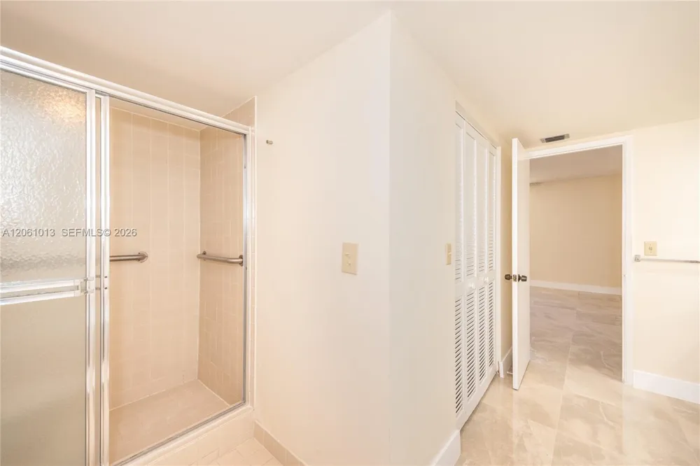 600 Biltmore Way #1014 Coral Gables, FL 33134