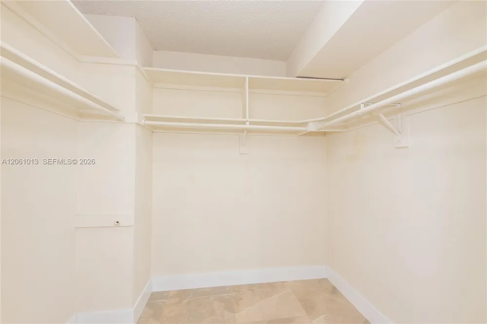 600 Biltmore Way #1014 Coral Gables, FL 33134
