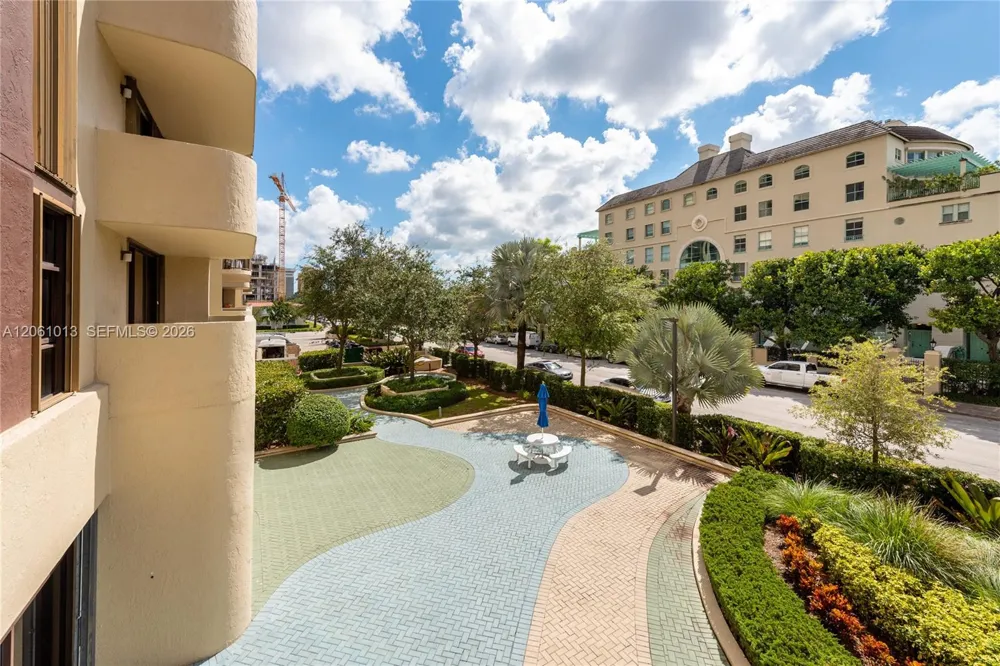 600 Biltmore Way #1014 Coral Gables, FL 33134