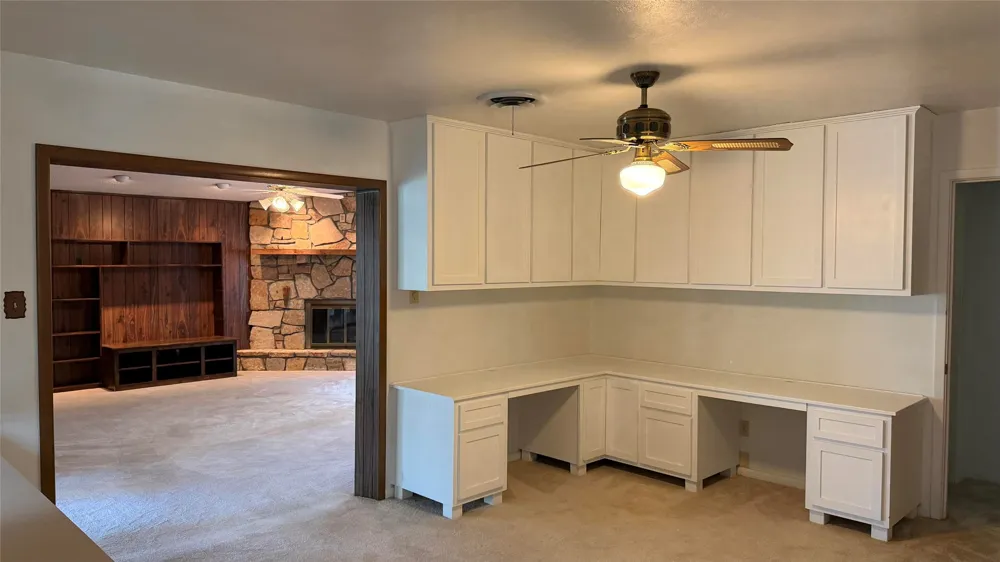 401 Glenhaven Drive Azle, TX 76020