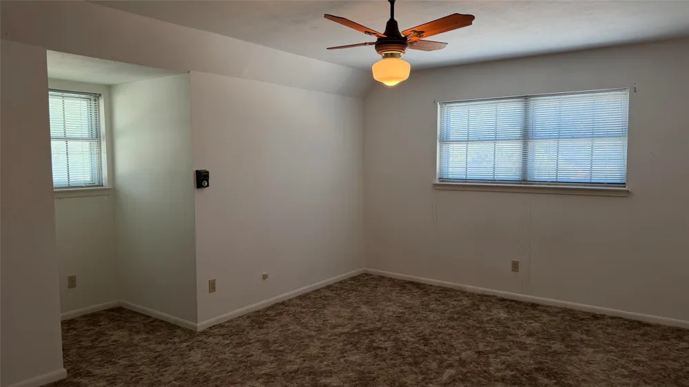401 Glenhaven Drive Azle, TX 76020