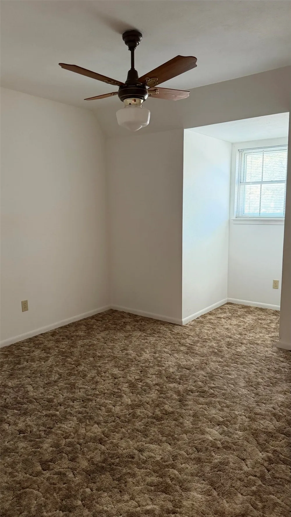401 Glenhaven Drive Azle, TX 76020