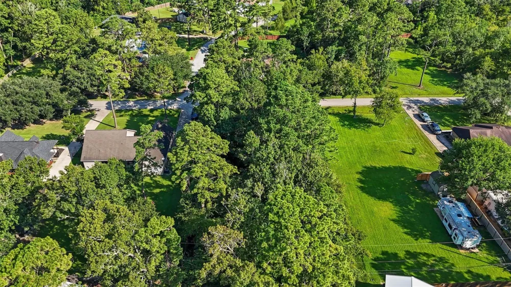 2202 Hickory Manor Drive Huffman, TX 77336