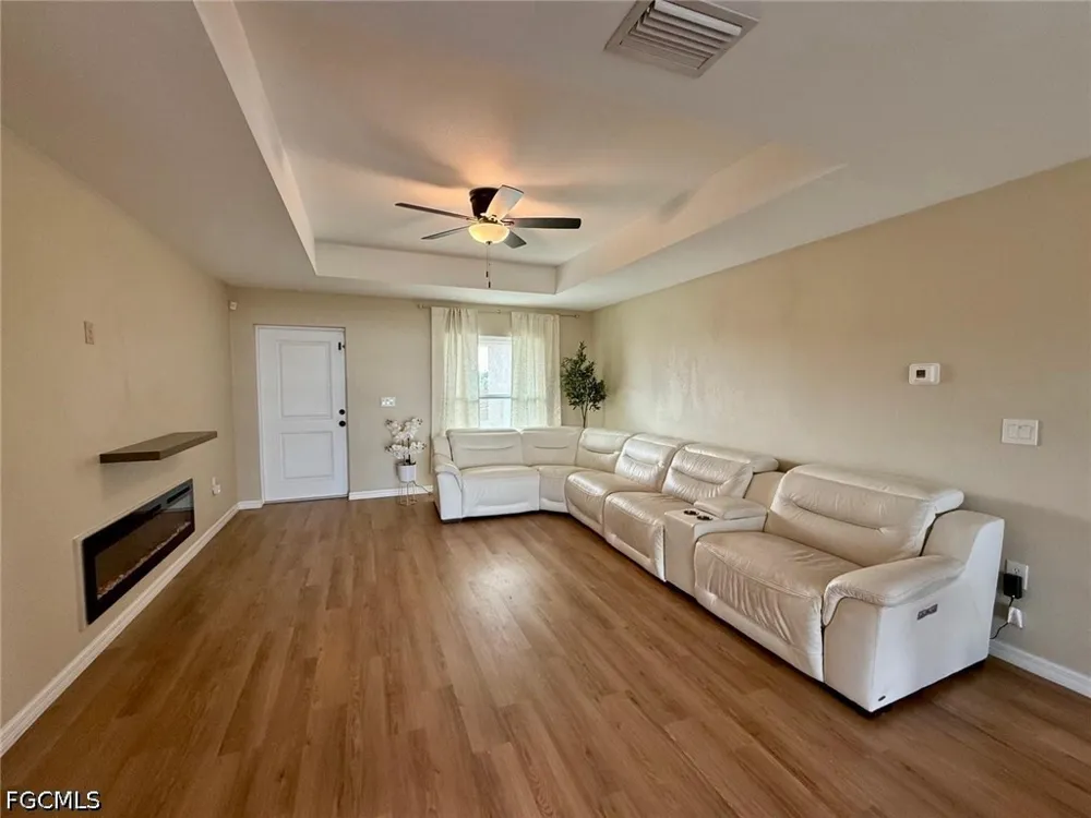 WALDO CIRCLE Labelle, FL 33935