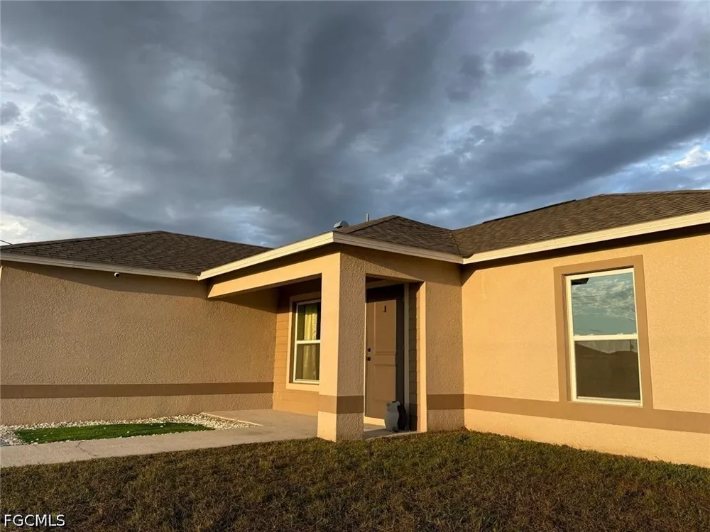 WALDO CIRCLE Labelle, FL 33935