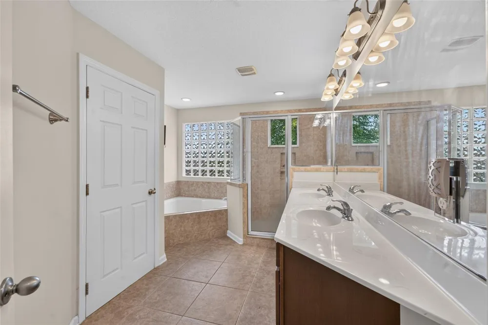 8206 NW 52ND STREET Gainesville, FL 32653