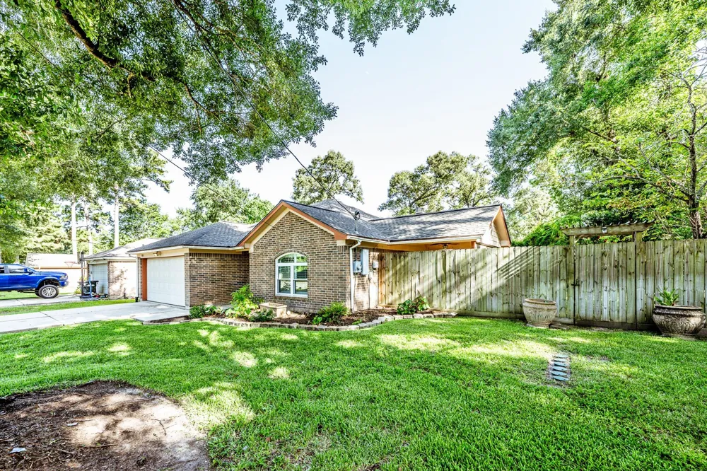 511 Springwood Drive Conroe, TX 77385