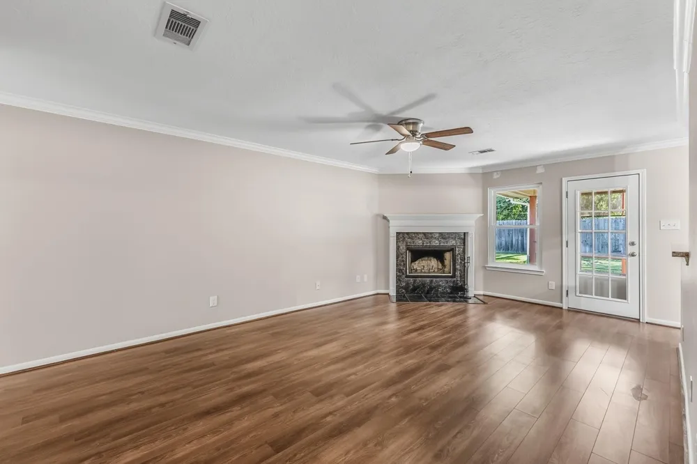 511 Springwood Drive Conroe, TX 77385