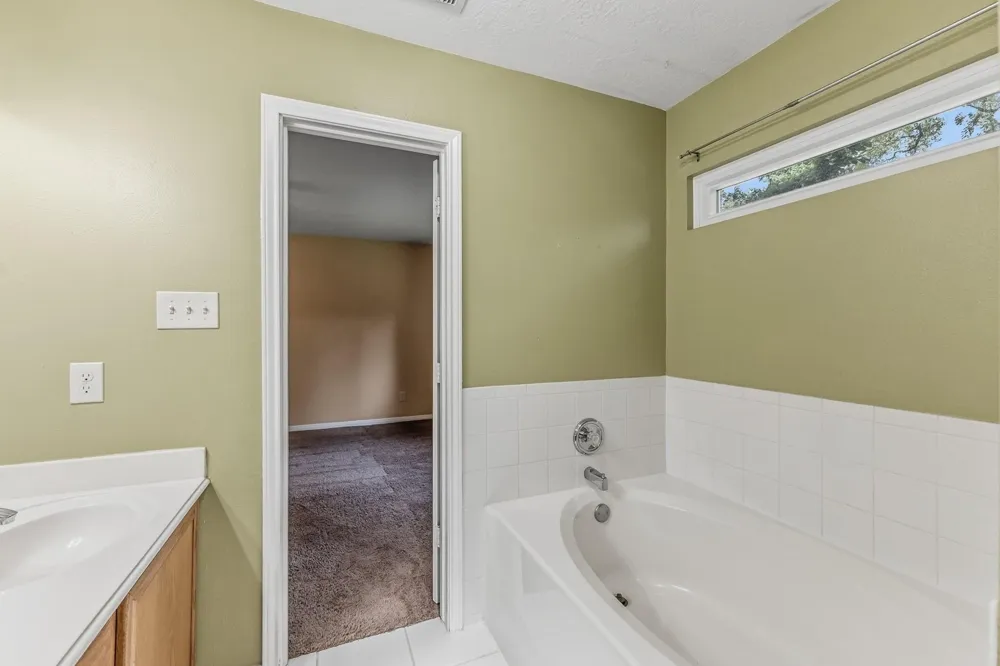 511 Springwood Drive Conroe, TX 77385