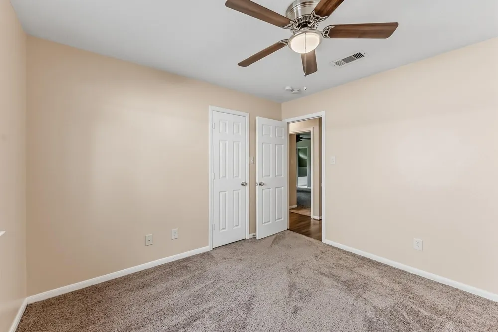 511 Springwood Drive Conroe, TX 77385