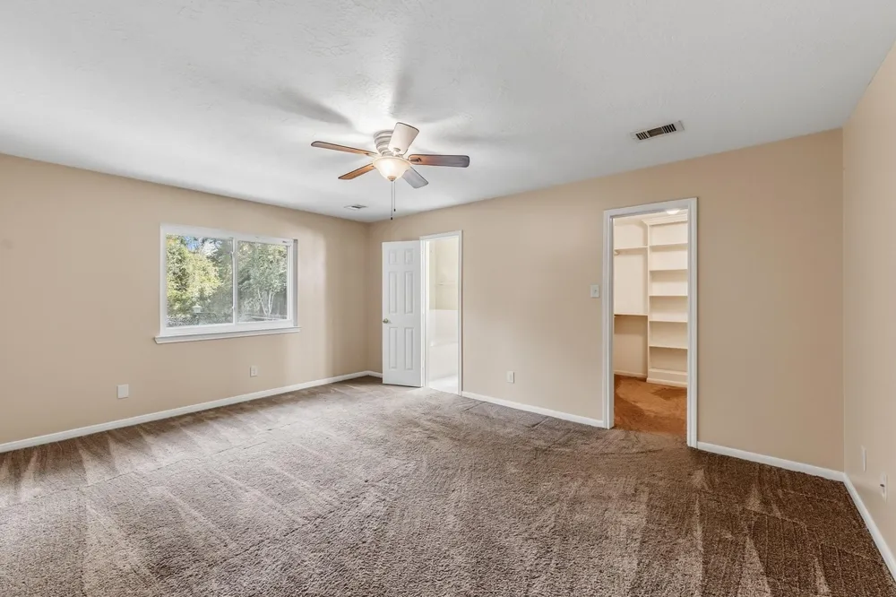 511 Springwood Drive Conroe, TX 77385