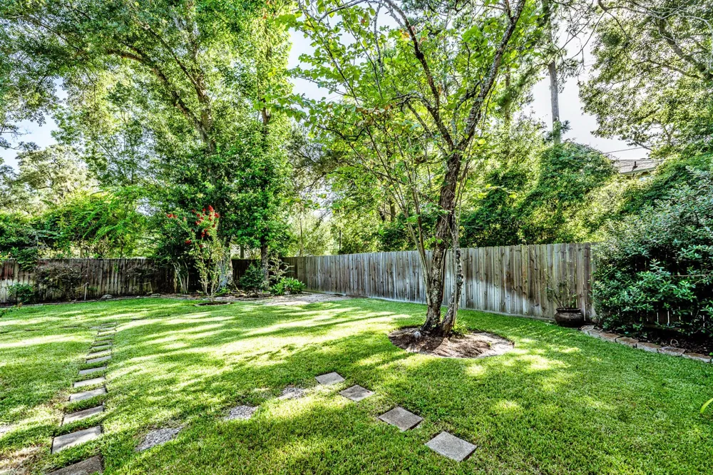 511 Springwood Drive Conroe, TX 77385