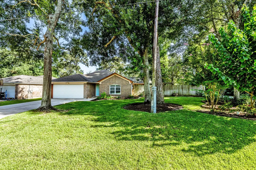 511 Springwood Drive Conroe, TX 77385