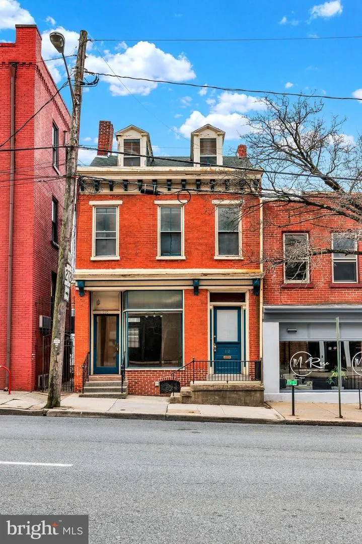 112 W CHESTNUT STREET Lancaster, PA 17603
