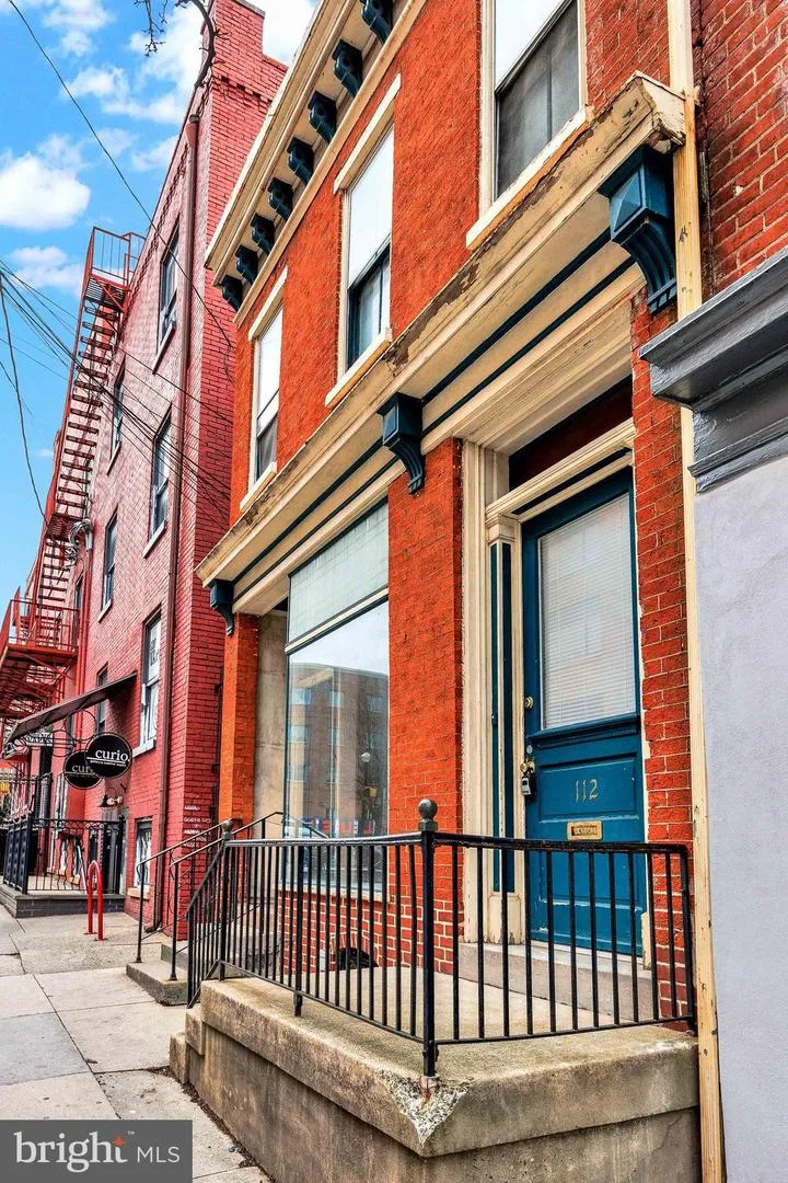 112 W CHESTNUT STREET Lancaster, PA 17603