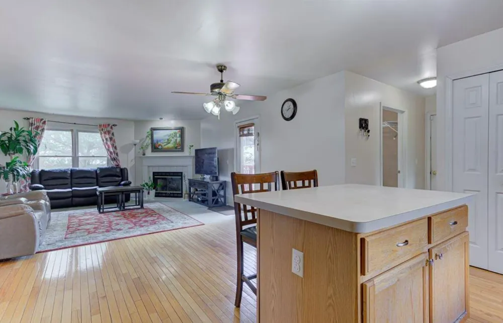 44741 Cherry Hill Road Canton, MI 48188