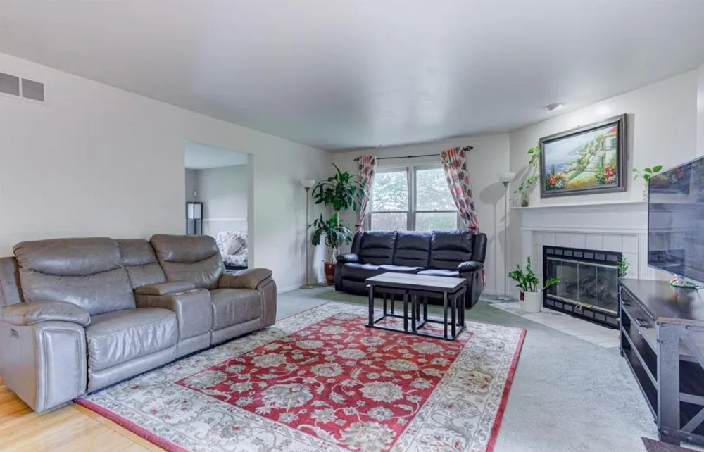 44741 Cherry Hill Road Canton, MI 48188