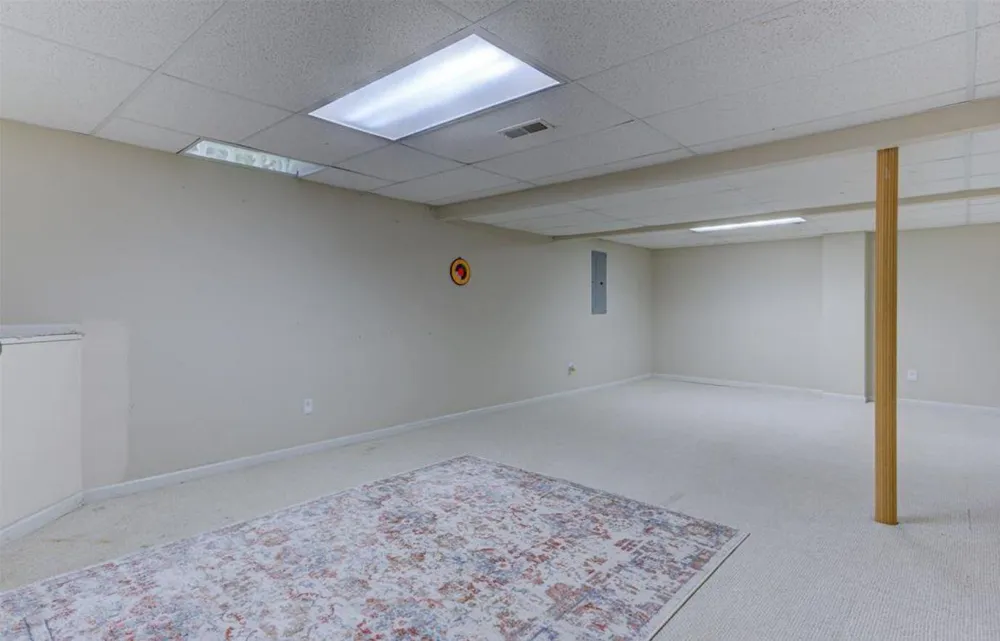 44741 Cherry Hill Road Canton, MI 48188