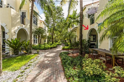 12467 NW 17th Court