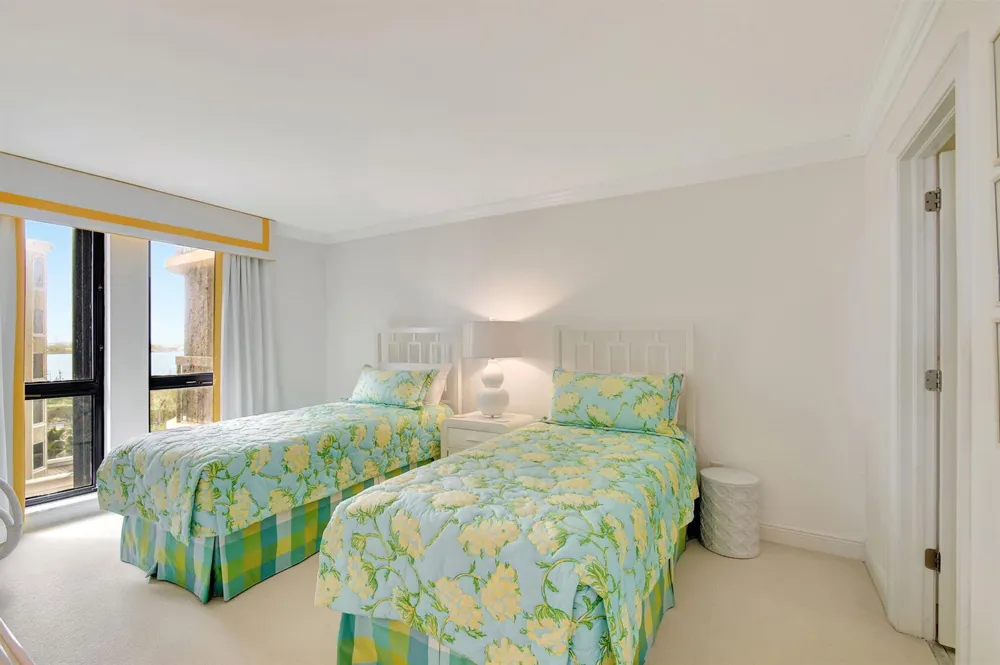 5380 Ocean Drive #7C Riviera Beach, FL 33404