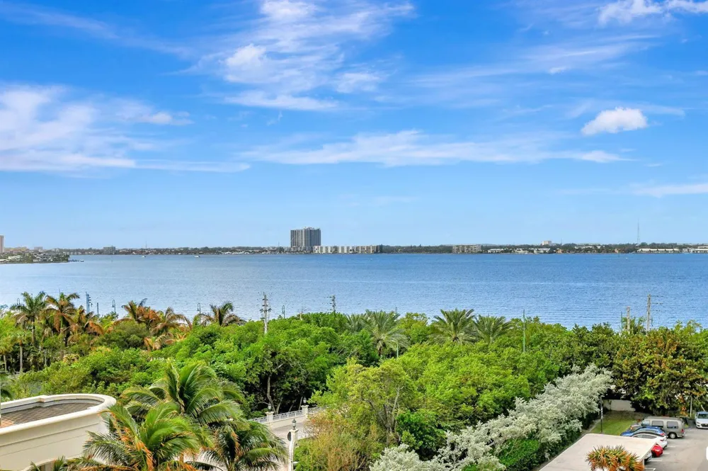 5380 Ocean Drive #7C Riviera Beach, FL 33404