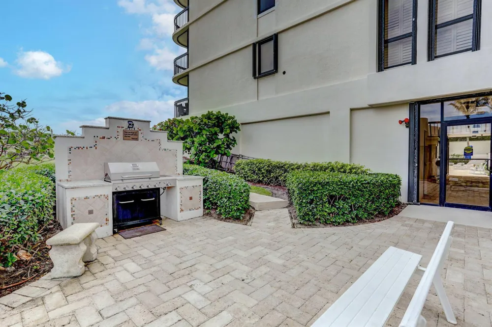 5380 Ocean Drive #7C Riviera Beach, FL 33404