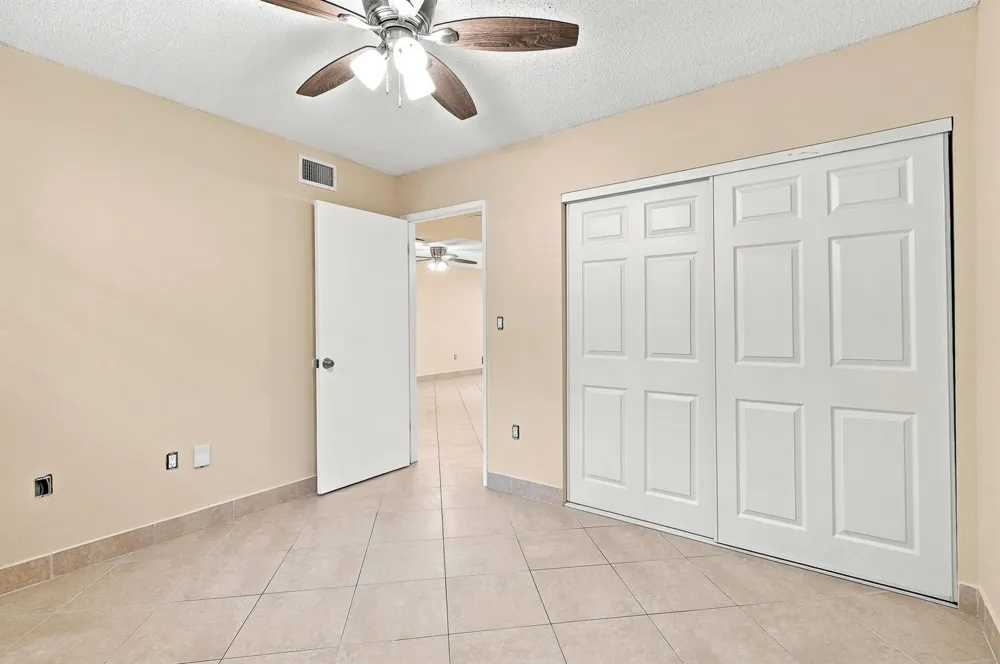 9938 NOB HILL LANE #9938 Sunrise, FL 33351