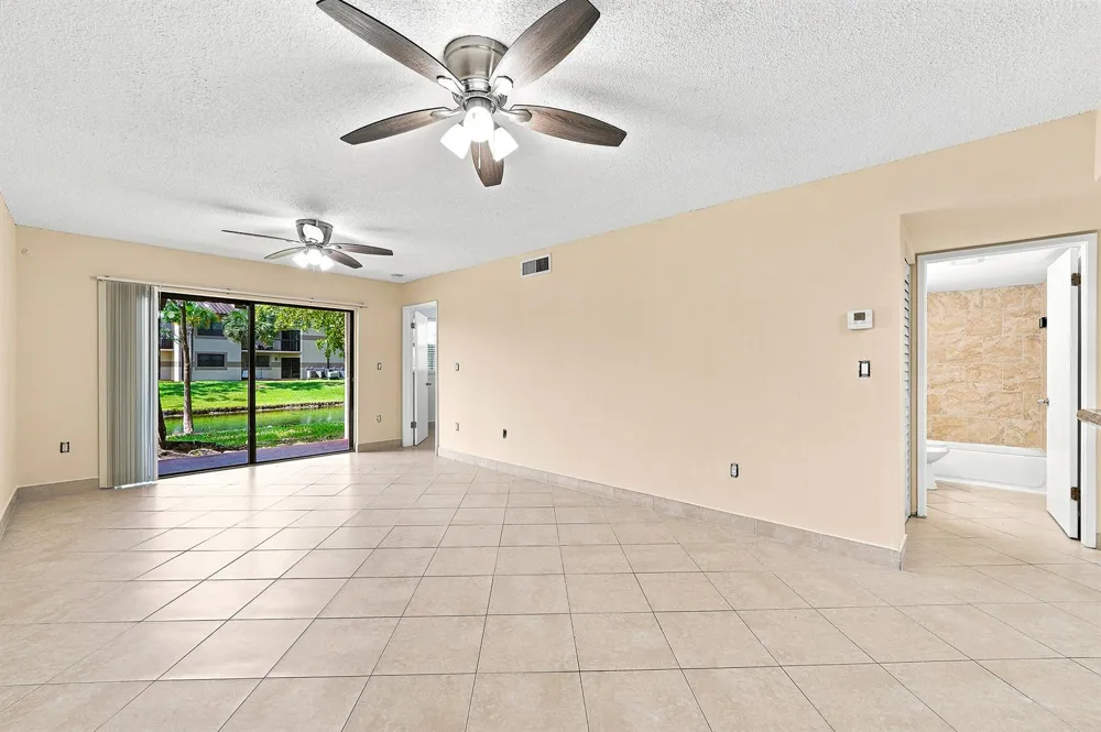9938 NOB HILL LANE #9938 Sunrise, FL 33351