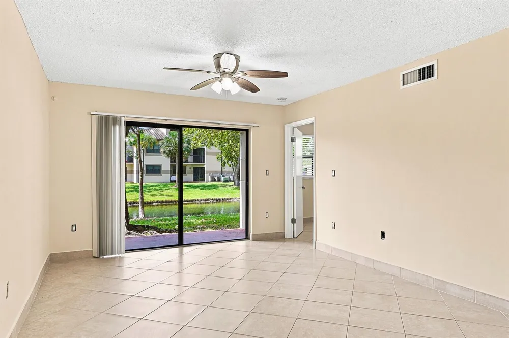 9938 NOB HILL LANE #9938 Sunrise, FL 33351