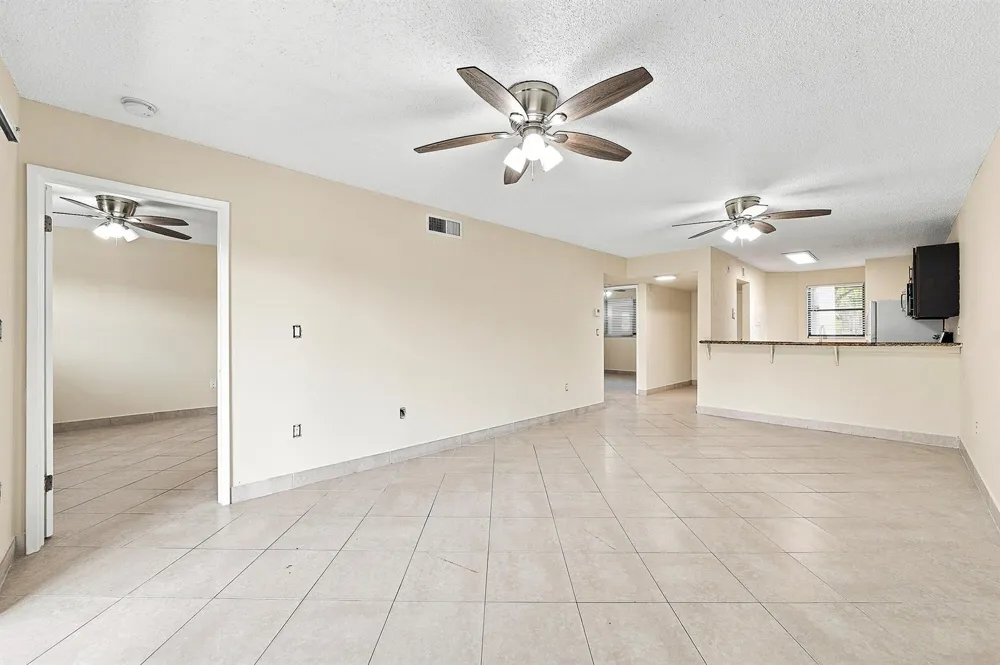 9938 NOB HILL LANE #9938 Sunrise, FL 33351