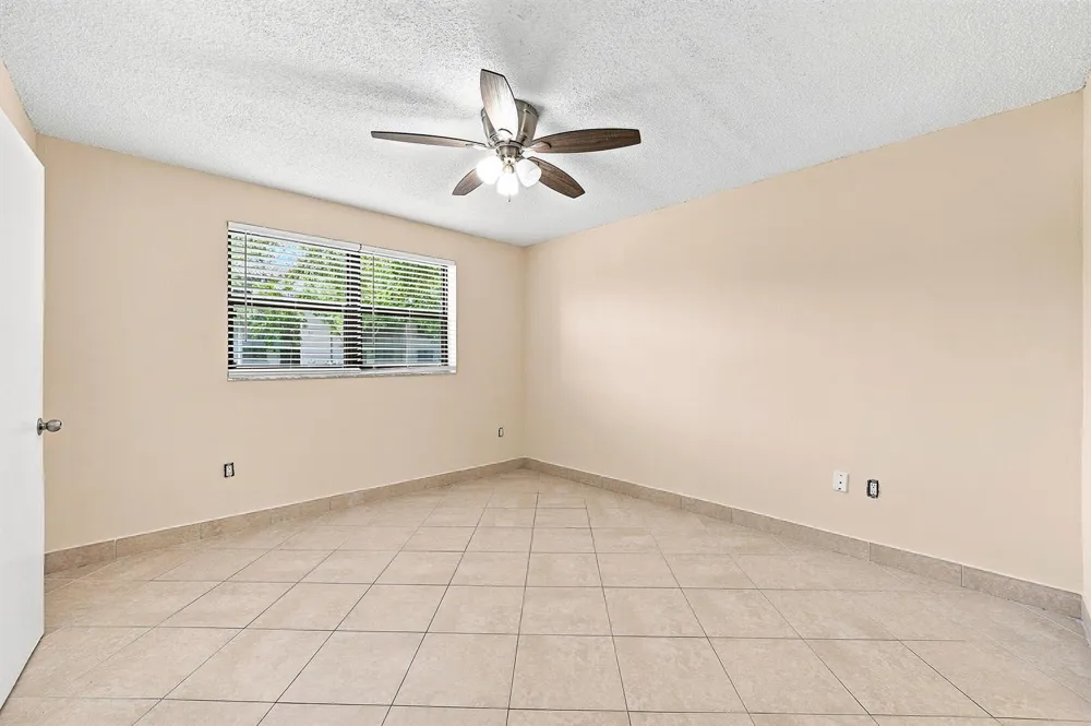 9938 NOB HILL LANE #9938 Sunrise, FL 33351