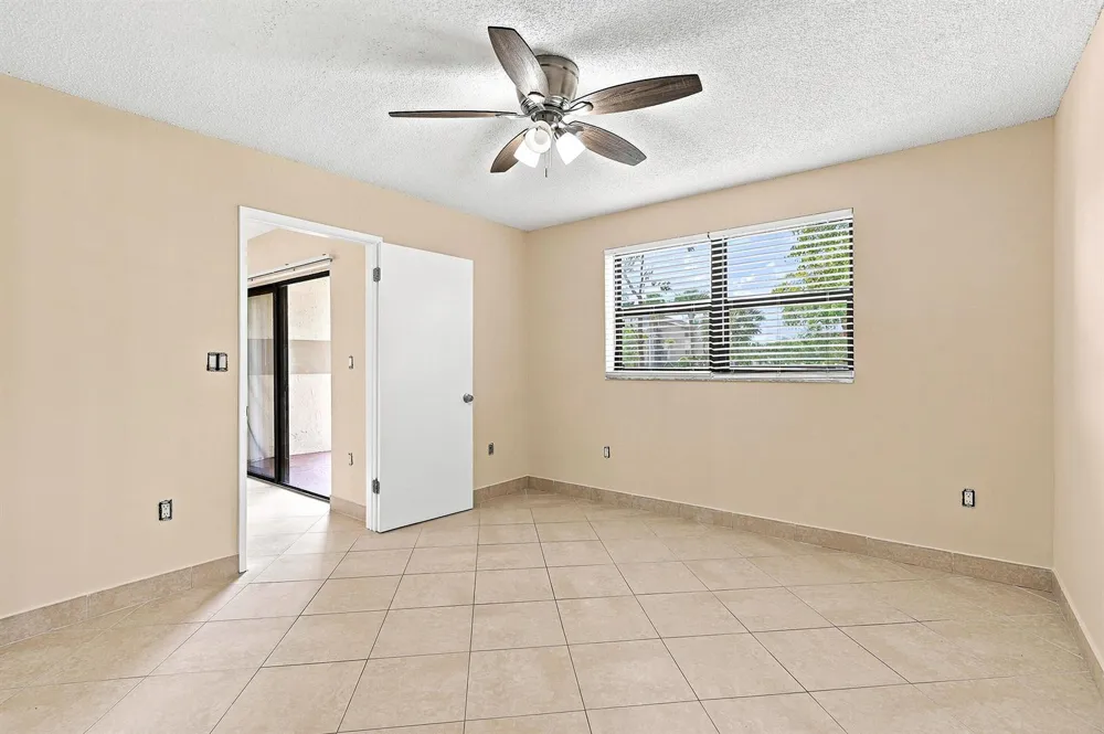 9938 NOB HILL LANE #9938 Sunrise, FL 33351